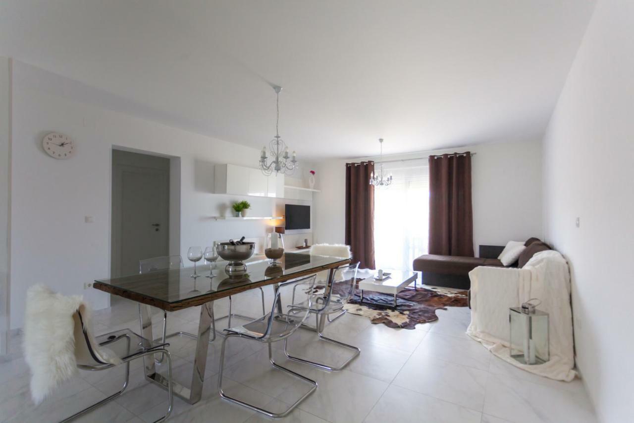 Apartments Villa Fe Malinska Exterior foto